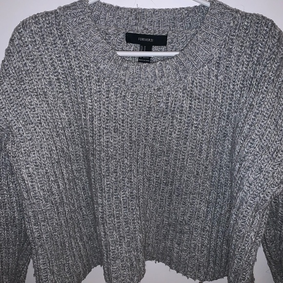 ⭐️HOST PICK⭐️ [M]👚F21 grey knitted cropped sweater - Picture 2 of 6